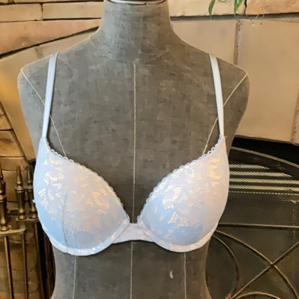 Victoria Secret 34 C